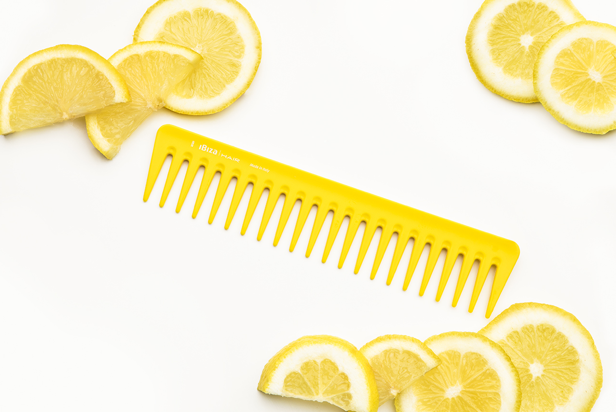 Lemon Scented Detangling Comb